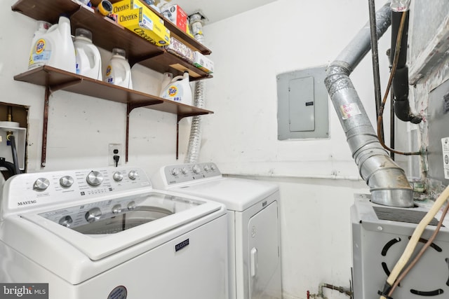 9 Stratton Ct, Robbinsville, NJ 08691 - laundry room featuring laundry area, washer and clothes dryer, and electric panel