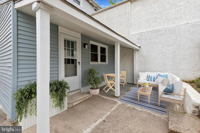 463 New Elm St, Conshohocken, PA 19428 - property entrance featuring outdoor lounge area and stucco siding