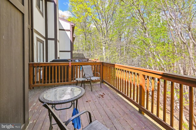 1223 Summerwood Ct, Arnold, MD 21012 - view of wooden terrace