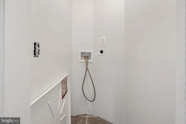 laundry room with electric dryer hookup, washer hookup, and laundry area