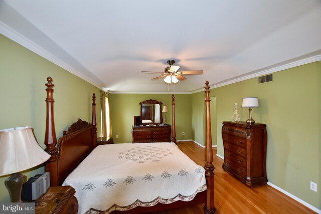 8 Aster Dr, Sicklerville, NJ 08081 - bedroom with crown molding, a ceiling fan, baseboards, wood finished floors, and visible vents