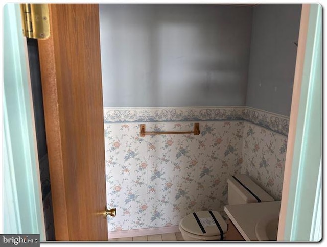 28 Lincoln Pl, Whitehall, PA 18052 - half bathroom featuring vanity and toilet