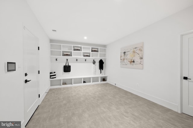 6018 Woodland Ter, Mclean, VA 22101 - mudroom featuring baseboards