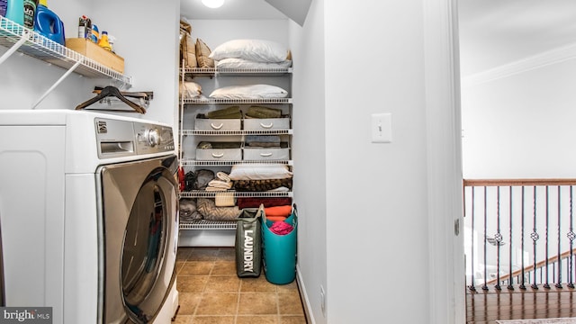 13002 Walkers Ln, Bowie, MD 20721 - washroom featuring laundry area and washer / clothes dryer