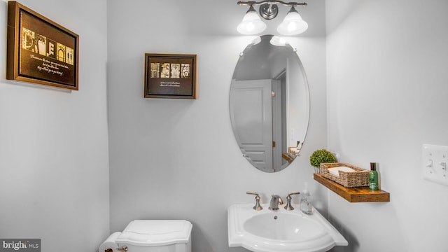 13002 Walkers Ln, Bowie, MD 20721 - bathroom with a sink and toilet
