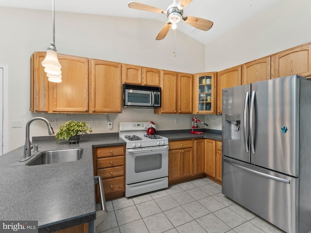 2 Windmill Ct, Columbus, NJ 08022 - kitchen featuring a sink, dark countertops, and stainless steel appliances