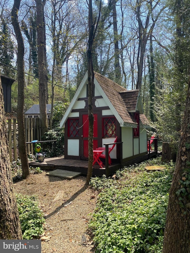 490 Orlando Ave, State College, PA 16803 - view of outbuilding featuring an outdoor structure and fence