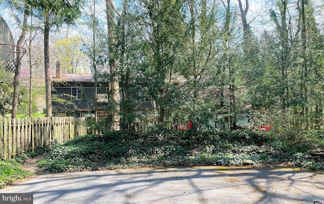 490 Orlando Ave, State College, PA 16803 - view of yard featuring fence