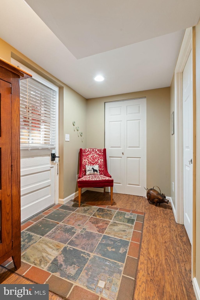 1217 Stafford Ave, Fredericksburg, VA 22401 - living area featuring recessed lighting and baseboards