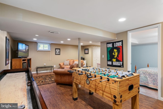1217 Stafford Ave, Fredericksburg, VA 22401 - recreation room with recessed lighting, baseboards, visible vents, and wood finished floors