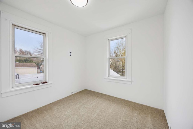 empty room with carpet