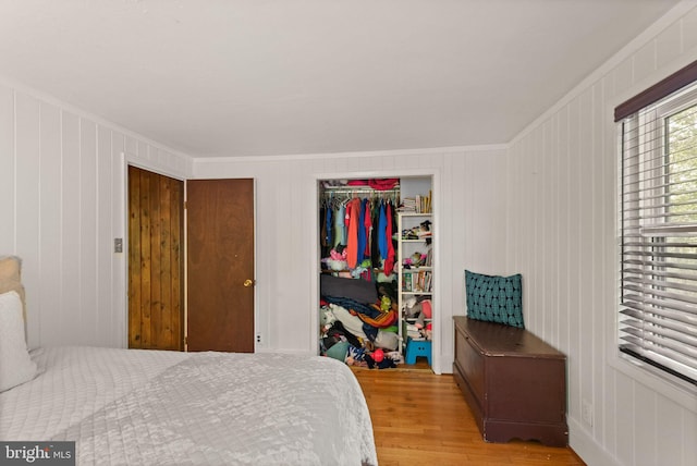 11713 Henderson Rd, Clifton, VA 20124 - bedroom featuring wood finished floors and a closet
