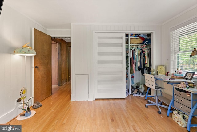 11713 Henderson Rd, Clifton, VA 20124 - office area featuring wood finished floors and crown molding