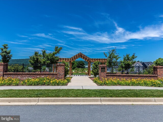 exterior space with fence