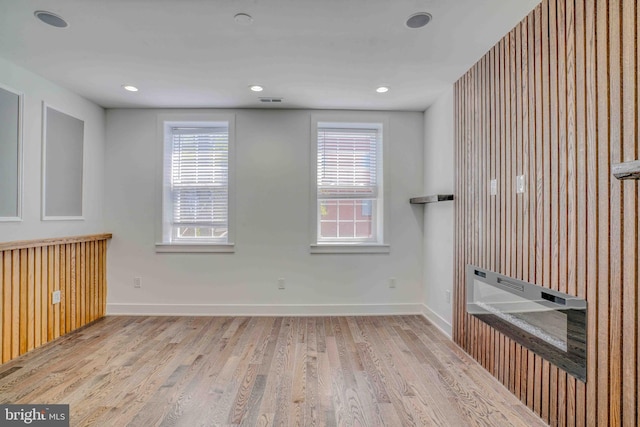 2832 Edgemont St, Philadelphia, PA 19134 - spare room featuring baseboards, wood finished floors, and recessed lighting