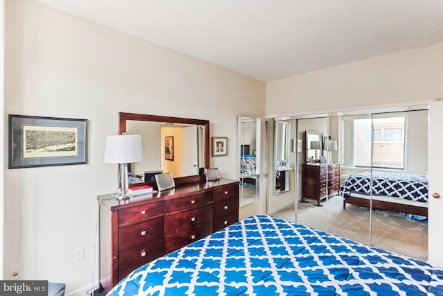 2141 P St NW Unit 1010, Washington, DC 20037 - carpeted bedroom with a closet