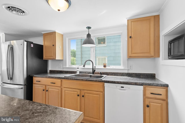 103 W Marengo, Saint Michaels, MD 21663 - kitchen with a sink, freestanding refrigerator, dark countertops, visible vents, and dishwasher