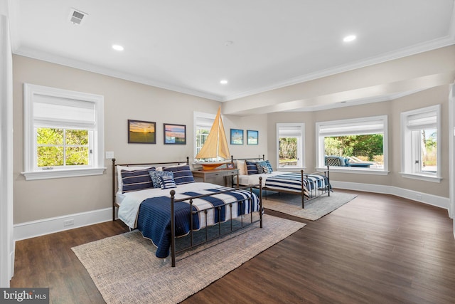840 Childs Point Rd, Annapolis, MD 21401 - bedroom with visible vents, ornamental molding, baseboards, dark wood-type flooring, and recessed lighting