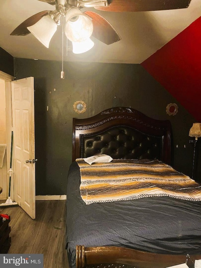 1569 Prospect Ave, Willow Grove, PA 19090 - bedroom featuring wood finished floors, lofted ceiling, and a ceiling fan