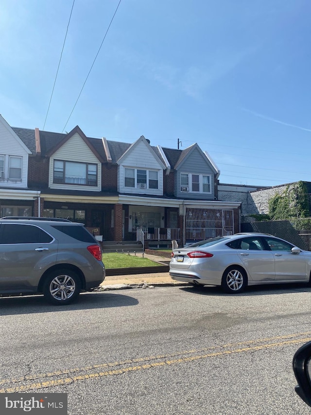 6039 Keystone St, Philadelphia, PA 19135 - view of front of home featuring covered porch