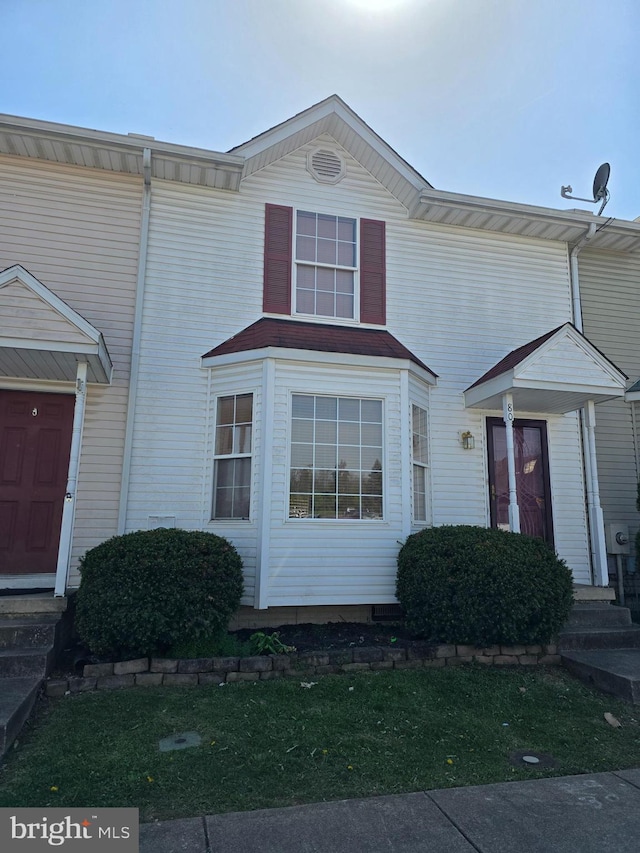 view of front of property featuring entry steps