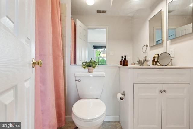 14724 Flower Hill Dr, Centreville, VA 20120 - full bath featuring toilet, baseboards, vanity, and visible vents