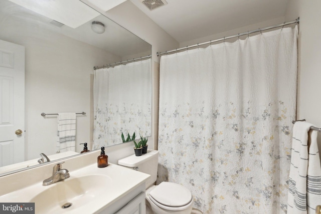 14724 Flower Hill Dr, Centreville, VA 20120 - full bath with vanity, toilet, and visible vents