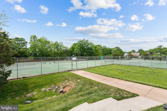 14724 Flower Hill Dr, Centreville, VA 20120 - exterior space featuring fence and a lawn
