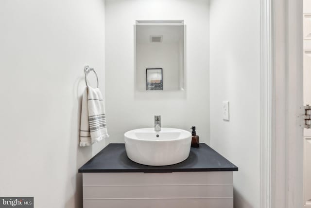 14724 Flower Hill Dr, Centreville, VA 20120 - bathroom with vanity and visible vents