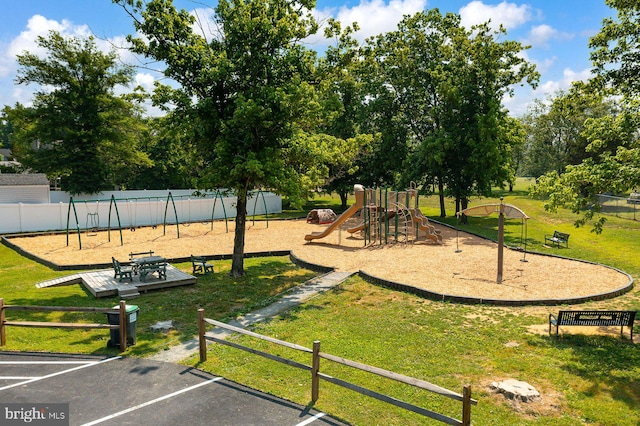 202 Stern Cv, Stafford, VA 22554 - view of community jungle gym