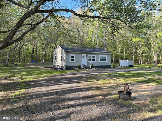 179 Mannington Yorketown Rd, Woodstown, NJ 08098 - view of front of property featuring entry steps and a forest view