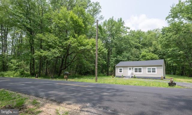 179 Mannington Yorketown Rd, Woodstown, NJ 08098 - view of front of house with a view of trees