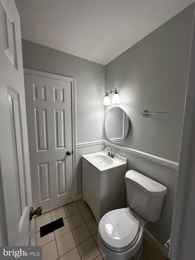 15 Excell Ln, Willingboro, NJ 08046 - half bathroom featuring tile patterned floors, toilet, and vanity