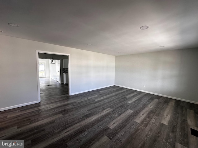 15 Excell Ln, Willingboro, NJ 08046 - spare room featuring dark wood-style flooring, baseboards, and recessed lighting