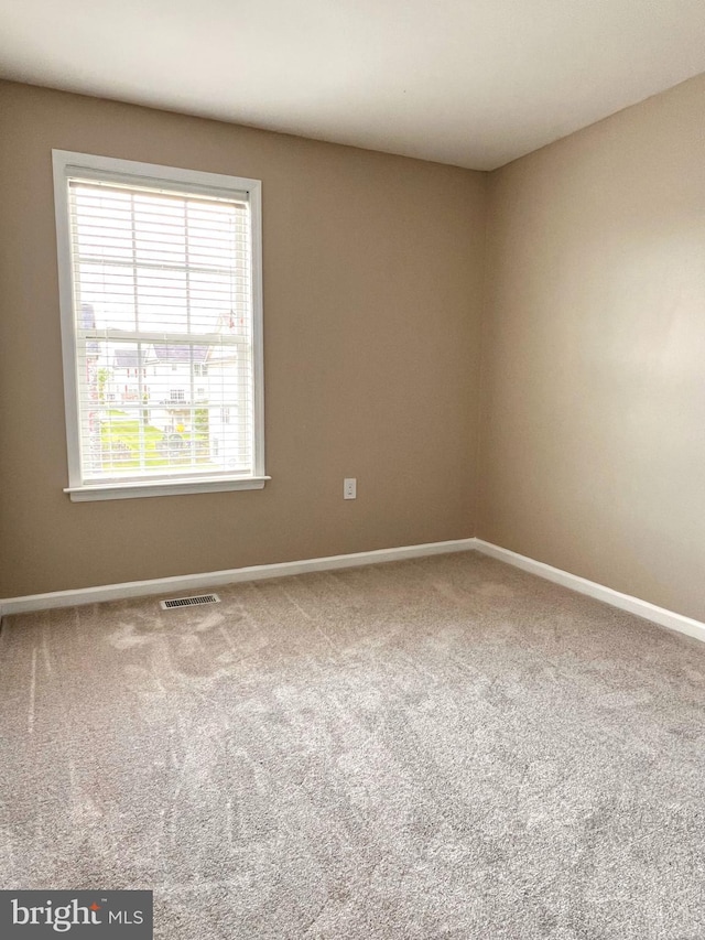 257 Morlatt Ln, Martinsburg, WV 25404 - unfurnished room with baseboards and carpet floors