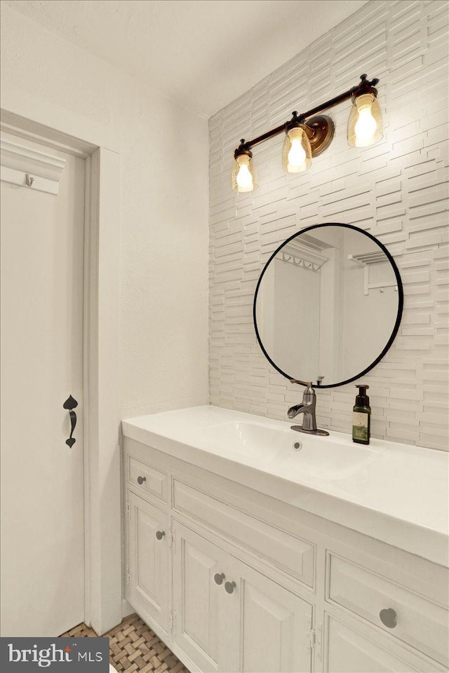 bathroom with vanity