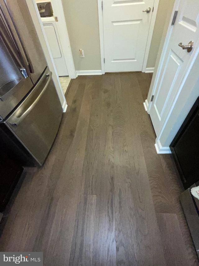 7805 Wistar Woods Pl, Henrico, VA 23228 - interior space featuring dark wood finished floors, baseboards, and refrigerator