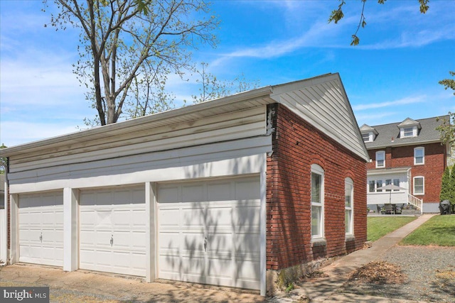view of detached garage