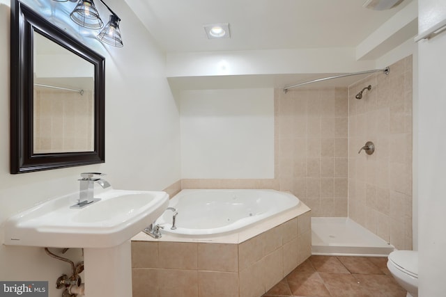 724 Tinker Rd, Middle River, MD 21220 - full bath featuring a jetted tub, toilet, tile patterned flooring, and tiled shower