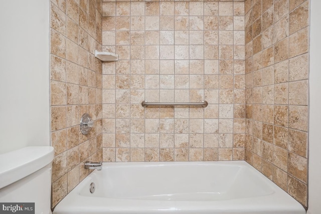 full bathroom featuring toilet