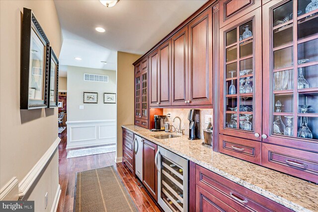 6 Ridgeview Way, Allentown, NJ 08501 - bar with beverage cooler, a wainscoted wall, visible vents, a sink, and dark wood-style flooring