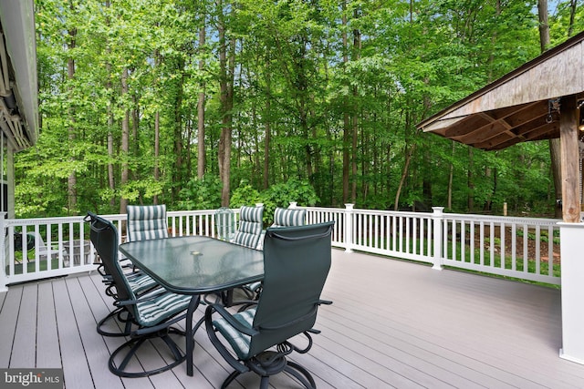 3211 Havenwood Ct, Edgewater, MD 21037 - wooden deck featuring outdoor dining space