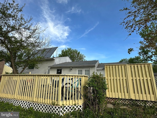 1207 Sunrise Ct, Herndon, VA 20170 - rear view of house with a wooden deck