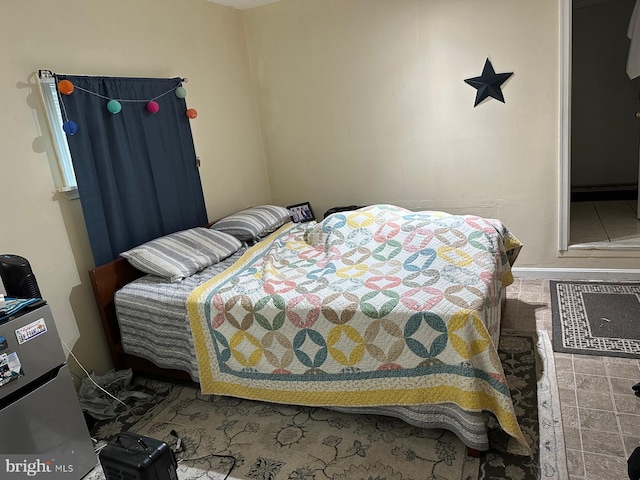 1207 Sunrise Ct, Herndon, VA 20170 - bedroom featuring baseboards