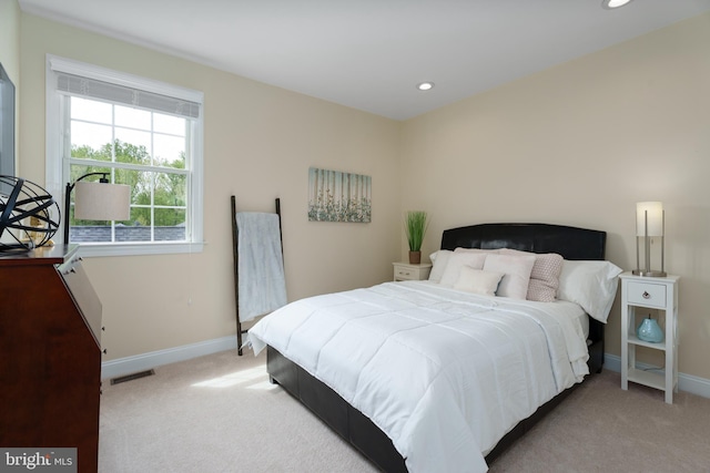 bedroom featuring baseboards, carpet flooring, visible vents, and recessed lighting