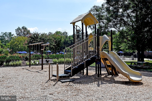 1303 Belle View Blvd Unit B1, Alexandria, VA 22307 - view of community jungle gym