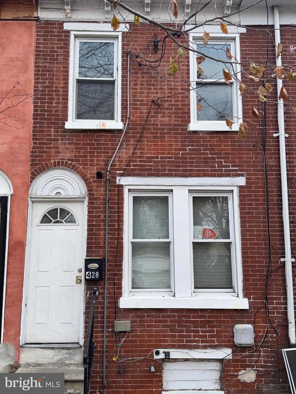 428 S Claymont St, Wilmington, DE 19801 - view of front facade with brick siding