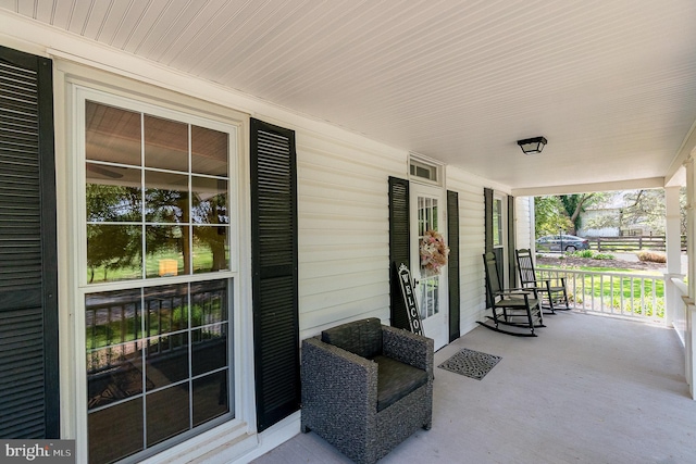 view of patio / terrace with a porch