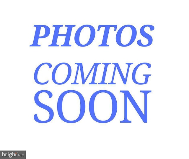 38 S Horseshoe Dr, Ocean View, DE 19970