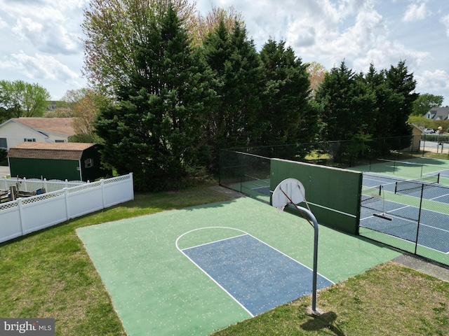 38 S Horseshoe Dr, Ocean View, DE 19970